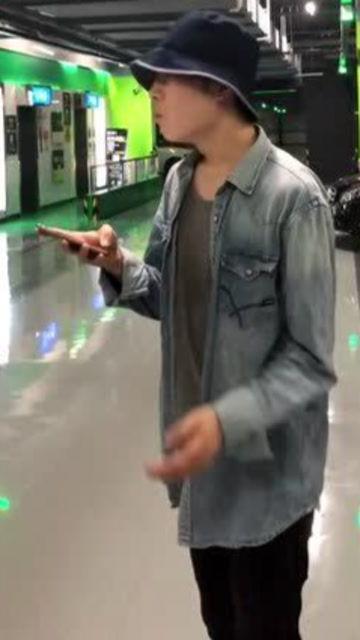 围观吃瓜路人出事